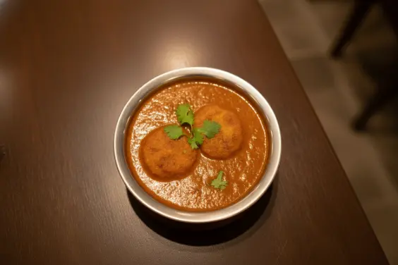 EGG CURRY (2 PCS)